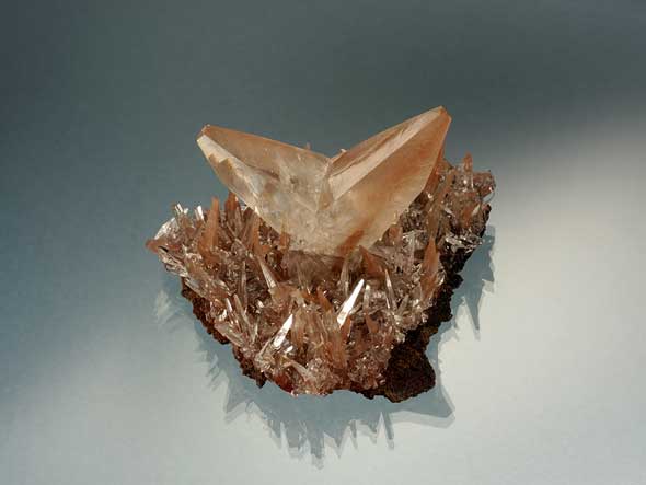Twin Calcite from China photo image
