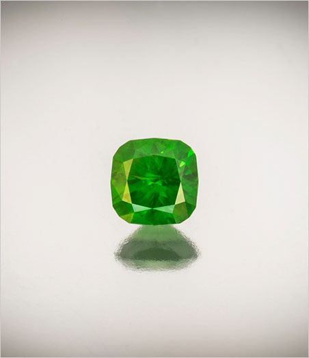 Demantoid Garnet photo image