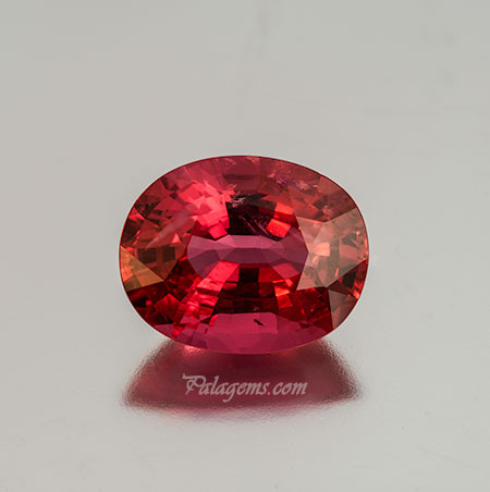 Spinel photo image