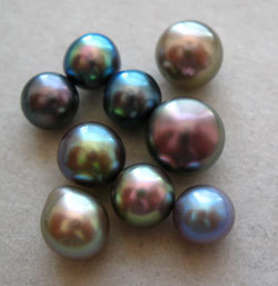 Cultured Pearls photo image