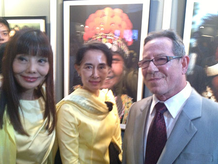 Suu Kyi and Diran photo image